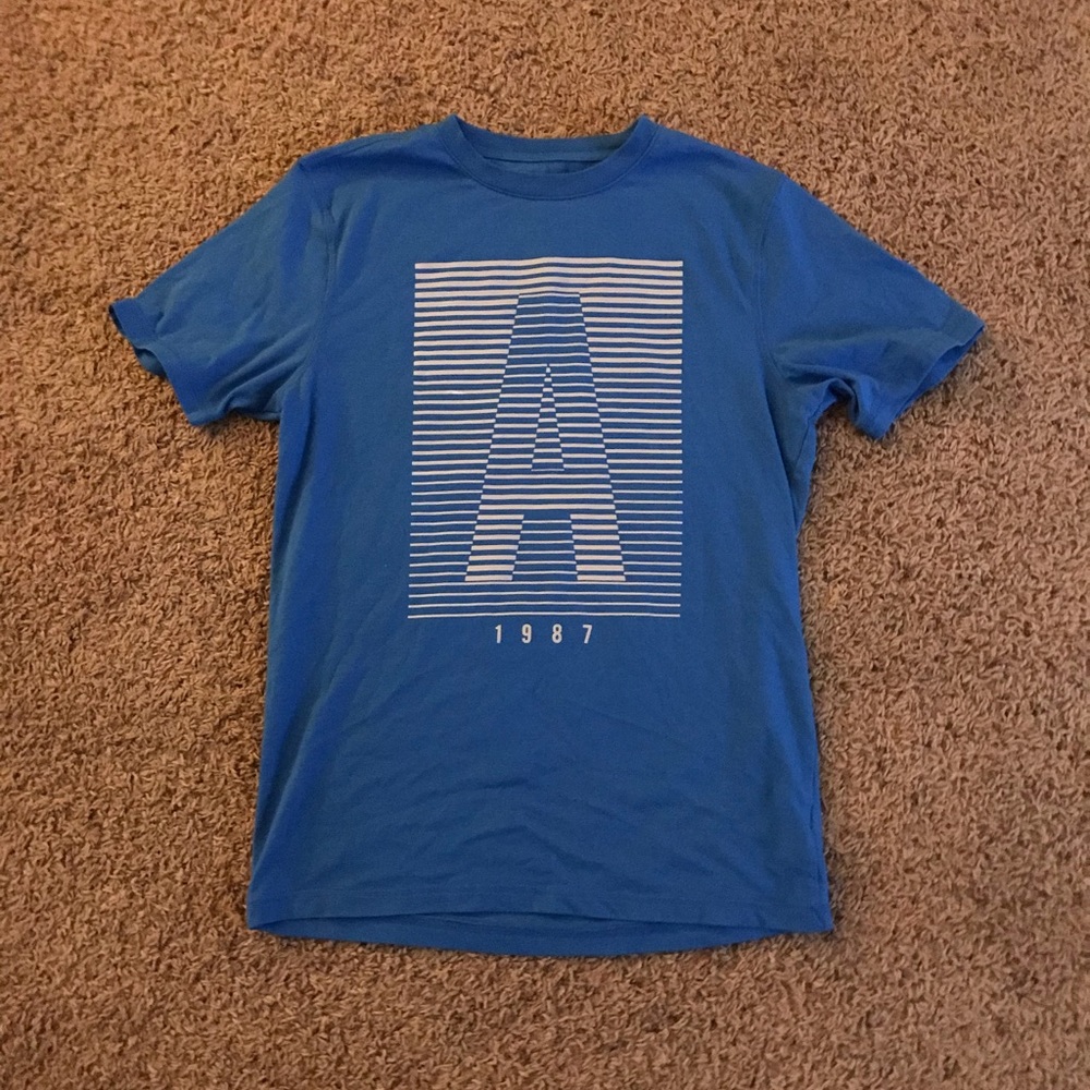 Aeropostale T-shirt with Reflective Design